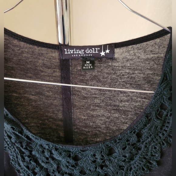 Living Doll Short Sleeve Pullover Blouse - Picture 3 of 3